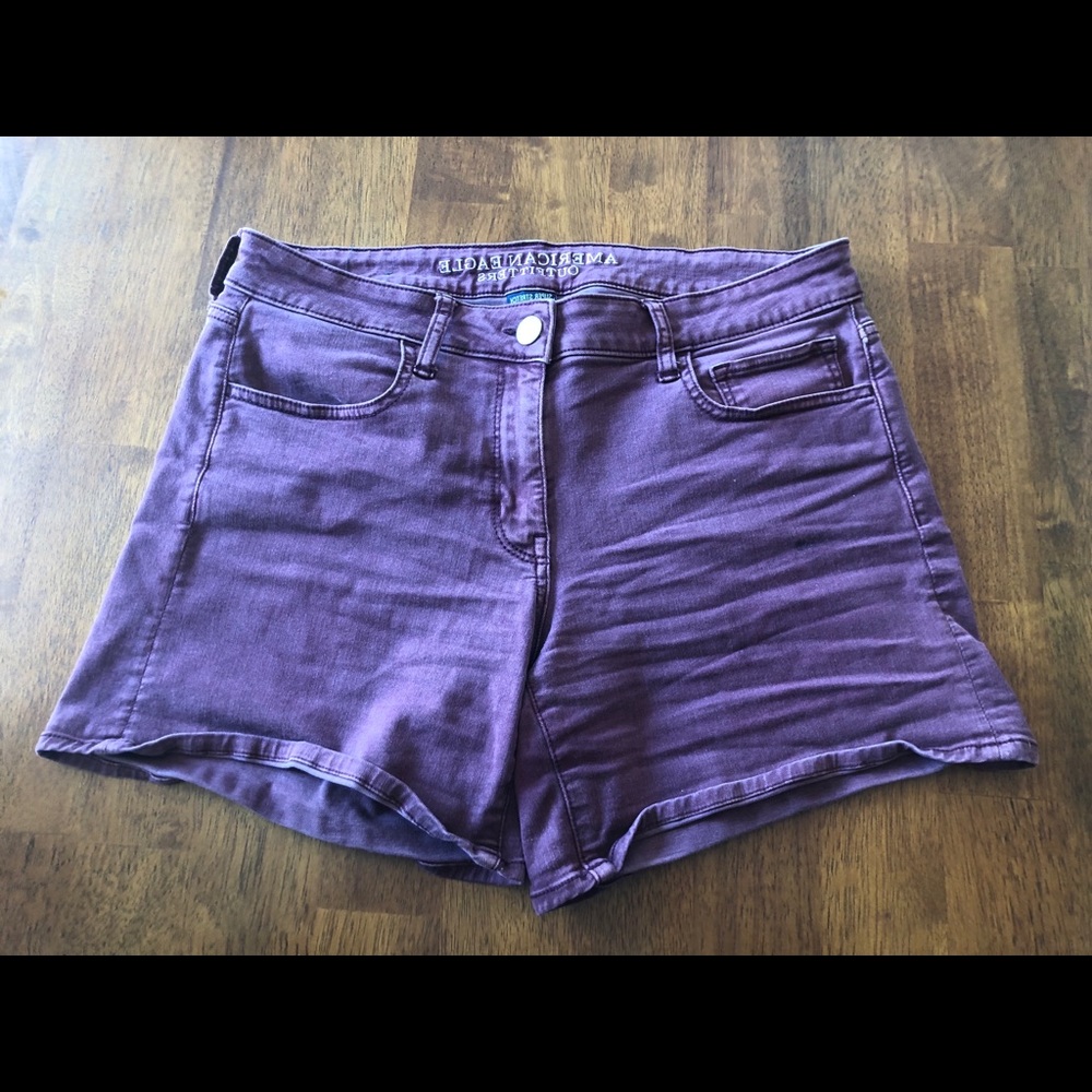 AE midi super stretch wine shorts